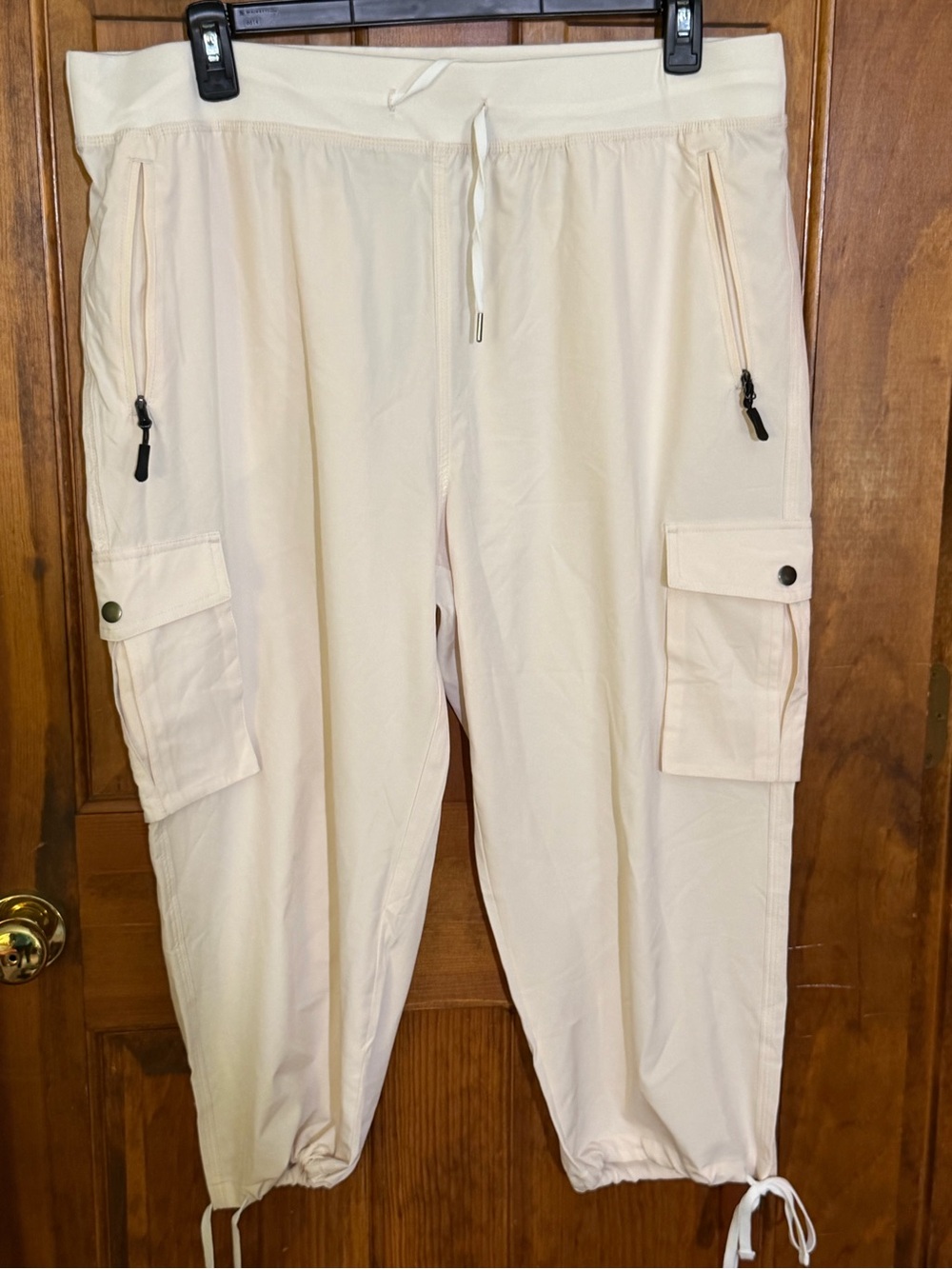 Southfeel Women’s XXL Ivory Cargo Capri Pants Stretch Drawstring Zip Pockets